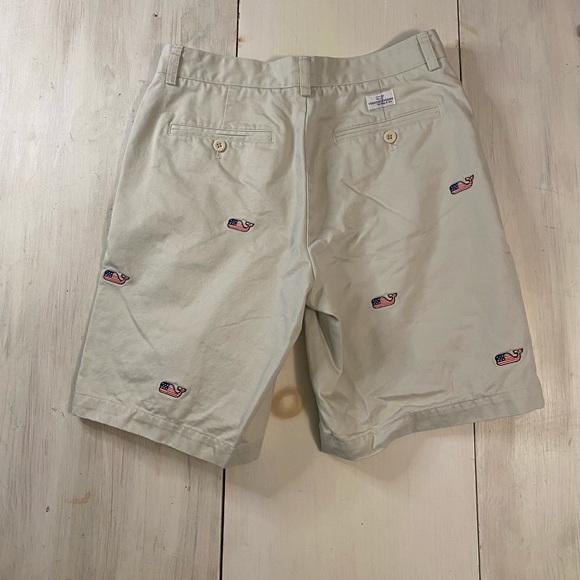 Men’s Vineyard Vines Shorts Size 30 - Picture 4 of 5